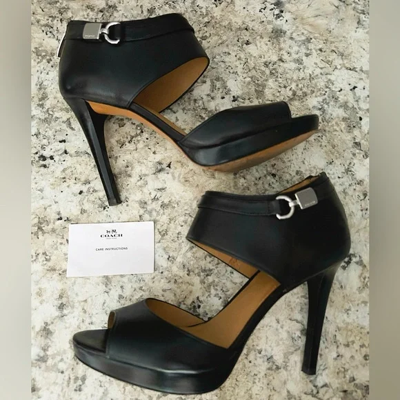 Coach Wexwood Semi Matte Calf Leather Peep Toe Heels in Original Box Size 8.5 - Picture 1 of 15